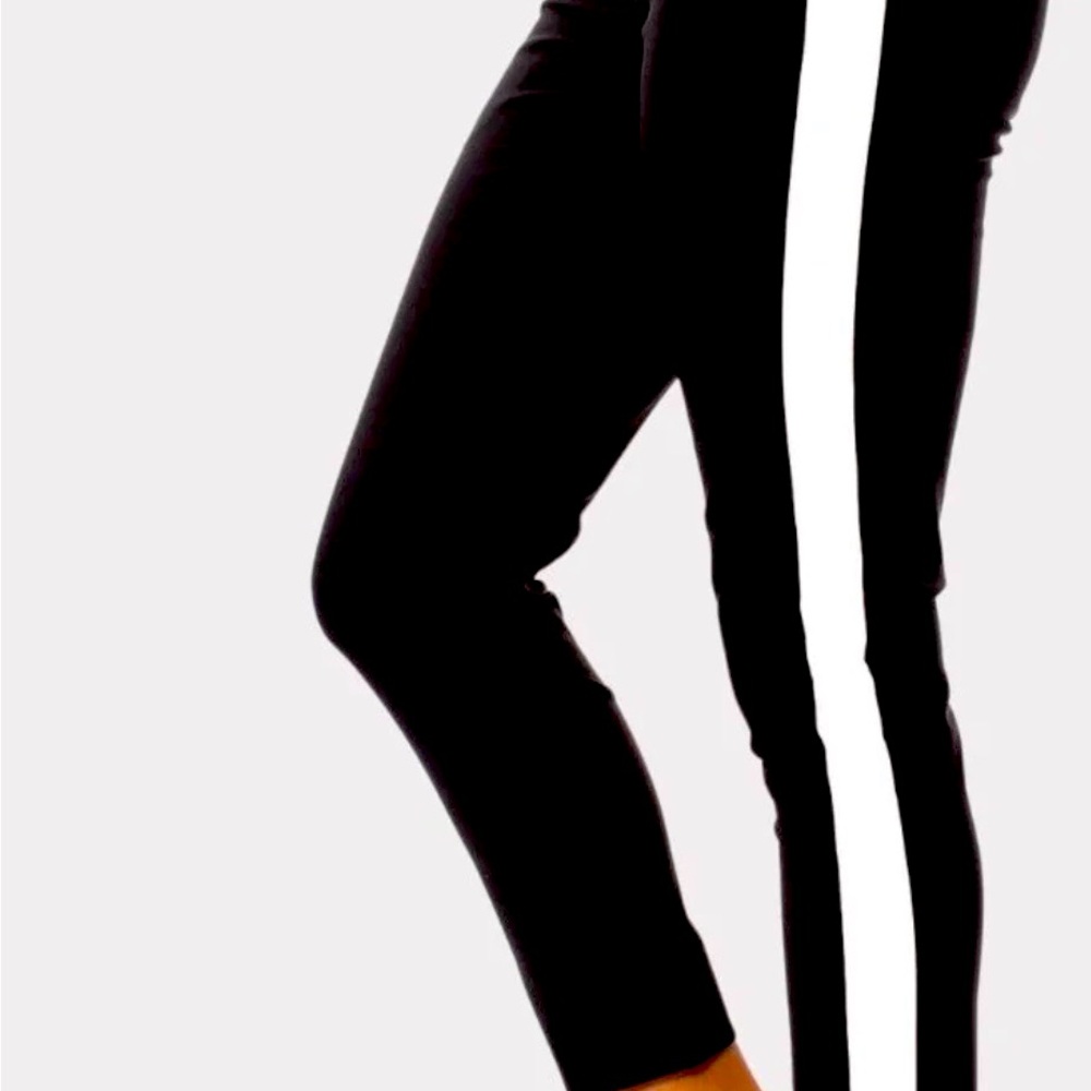 J. mcLaughlin Bainbridge black pull on tuxedo pants. like new size 0!